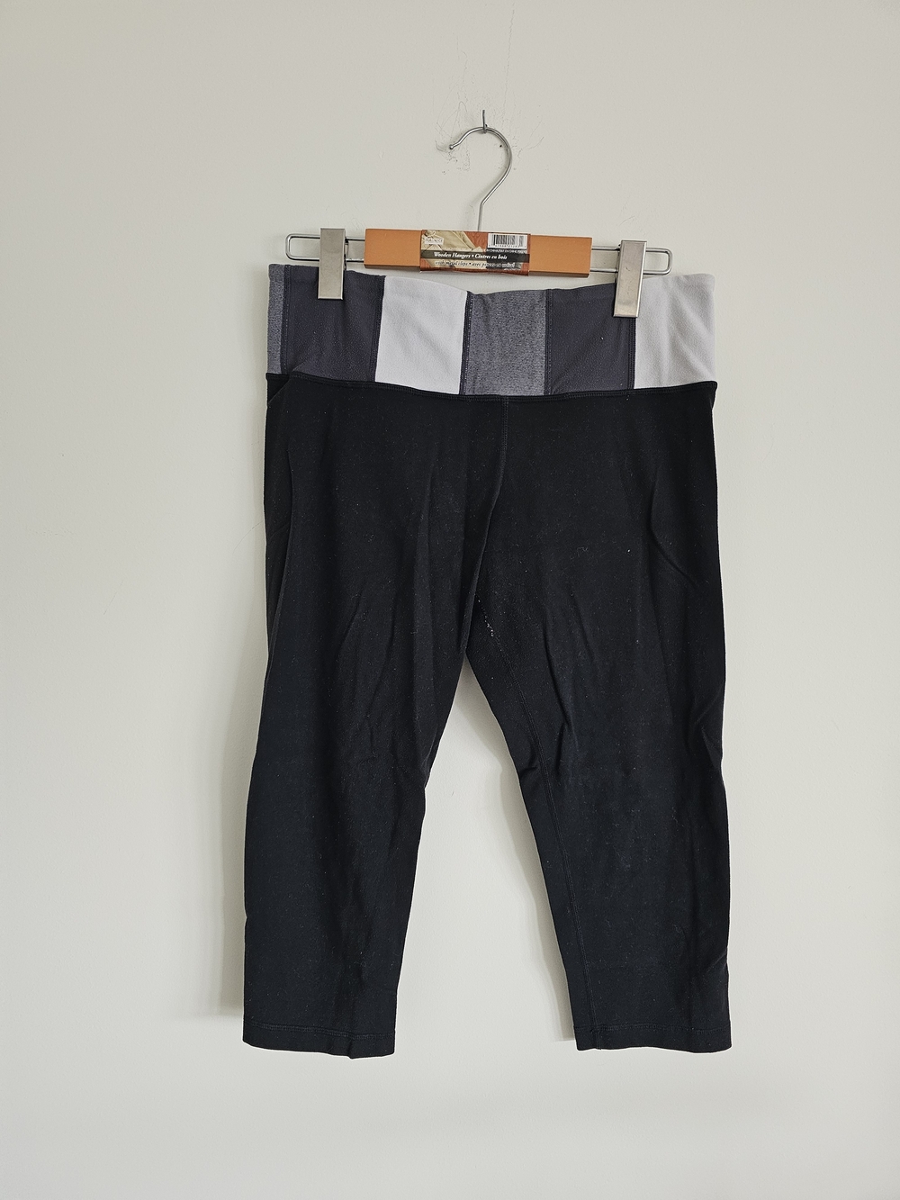 lululemon athletica Black Capris with Gray & White Colorblock Waistband